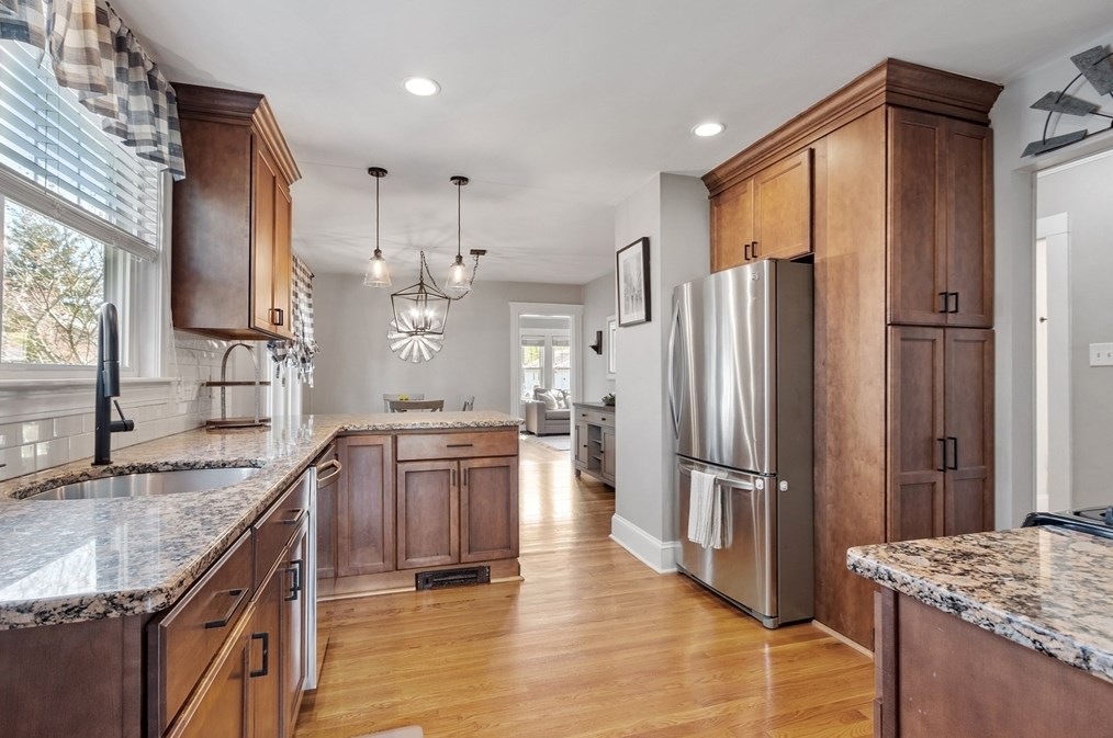 36 Bruce Rd, Waltham, MA 02453-6965