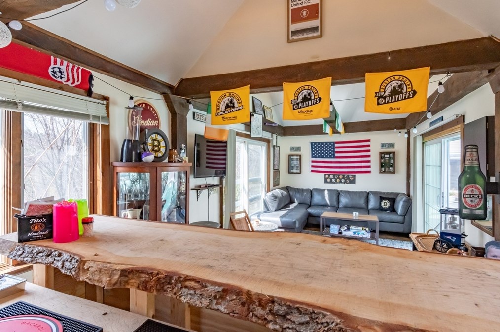 254 Front St, Winchendon MA  01475-1555 exterior