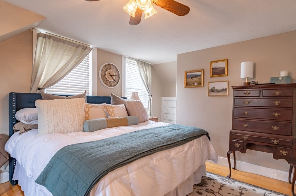 254 Front St, Winchendon MA  01475-1555 exterior