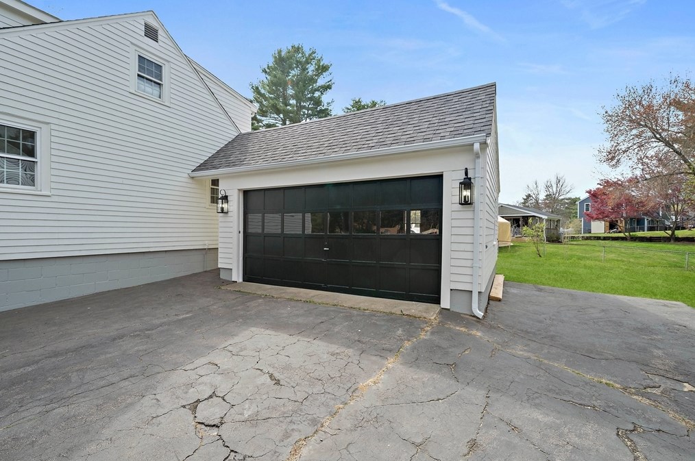 41 Wampatuck St, Pembroke MA  02359-2430 exterior