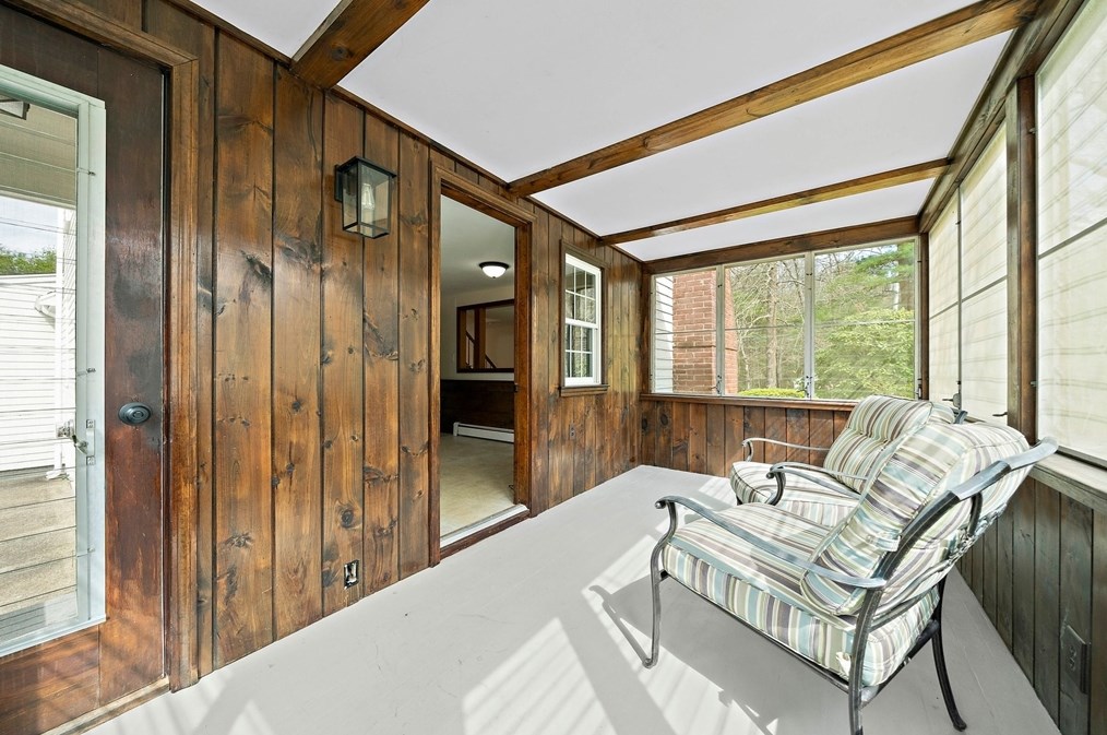 41 Wampatuck St, Pembroke MA  02359-2430 exterior