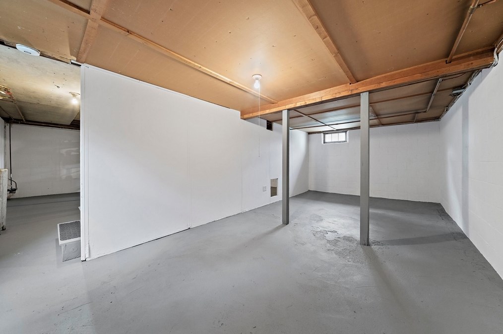 41 Wampatuck St, Pembroke MA  02359-2430 exterior