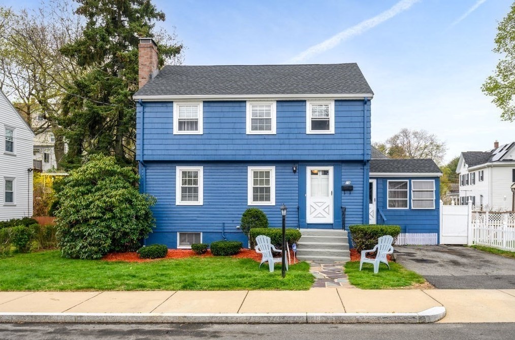 19 Huntley St, Malden, MA 02148