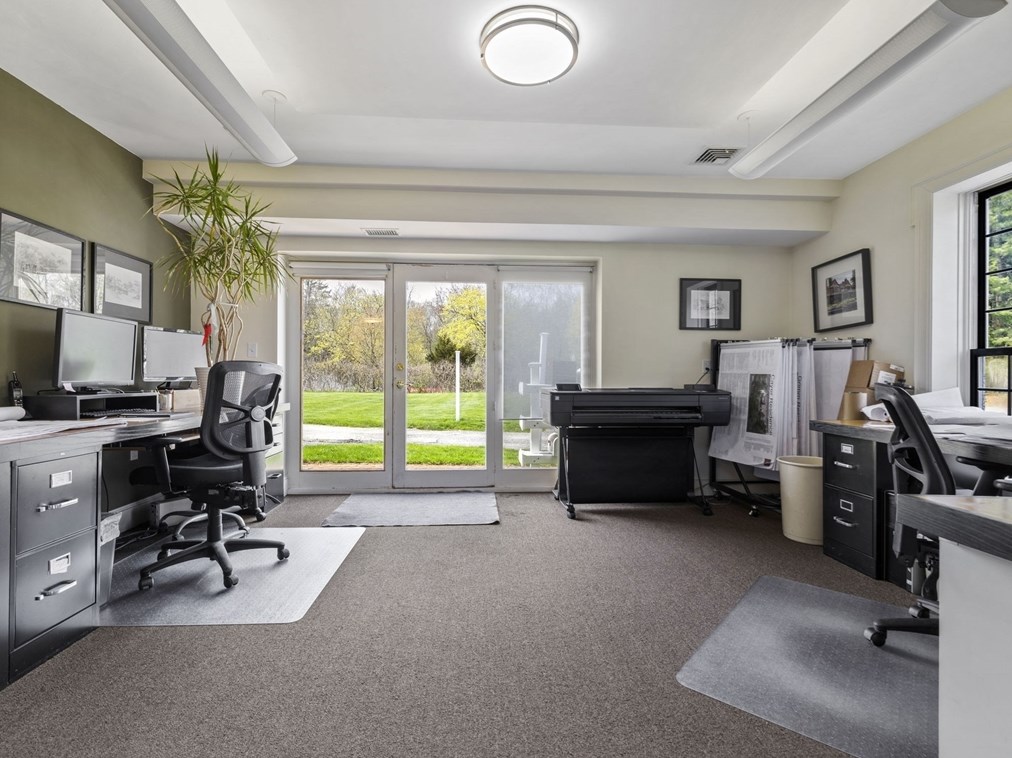 21 Eliot St, Natick MA 01760-5506 exterior