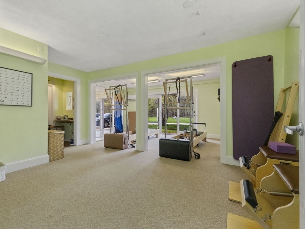 21 Eliot St, Natick MA 01760-5506 exterior