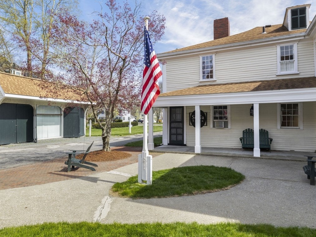 21 Eliot St, Natick MA 01760-5506 exterior