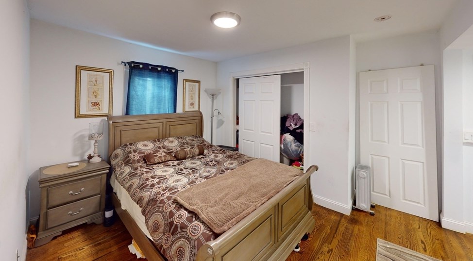 17 Elliot St, Worcester MA  01605-2954 exterior