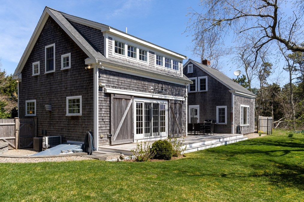 397 Depot St, Harwich, MA 02645