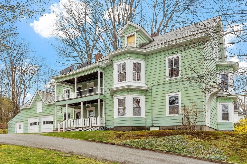 75 Congress St, Orange, MA 01364-1614