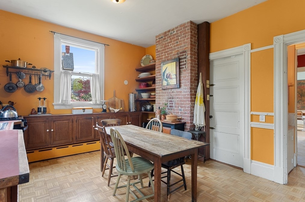 83 Eldredge St, Newton MA 02458-2018 exterior