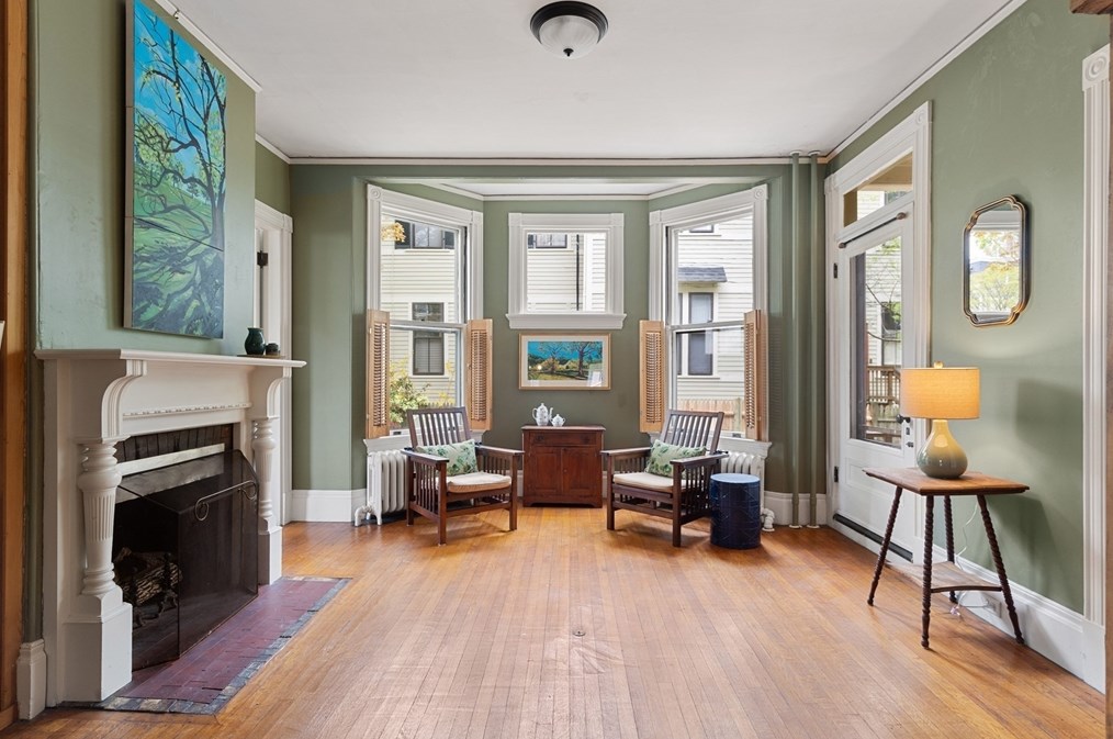 83 Eldredge St, Newton MA 02458-2018 exterior