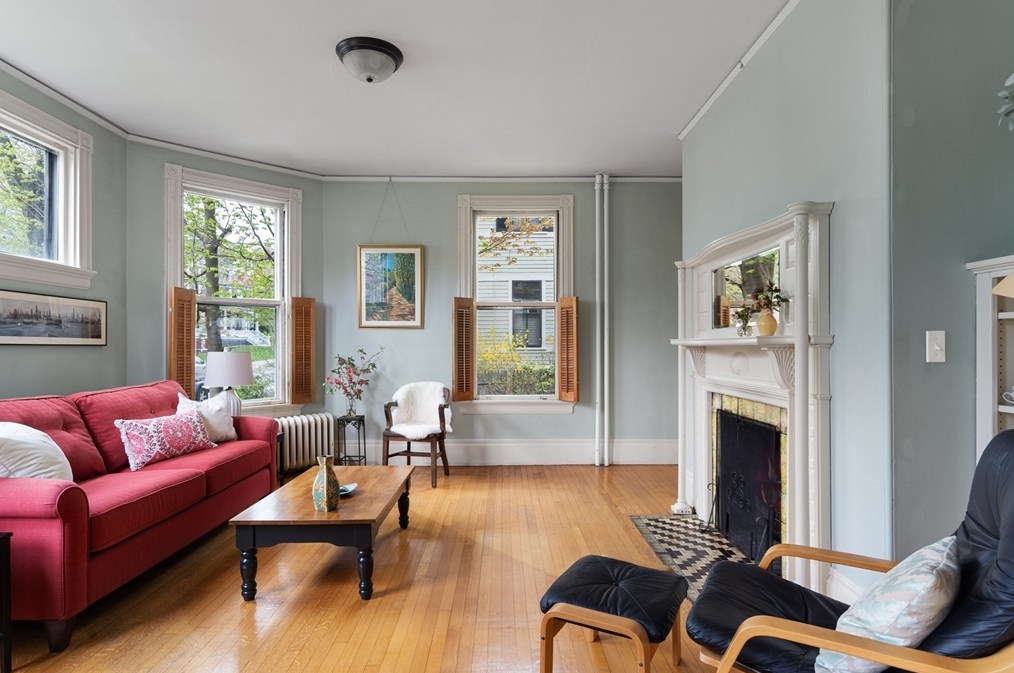 83 Eldredge St, Newton MA 02458-2018 exterior