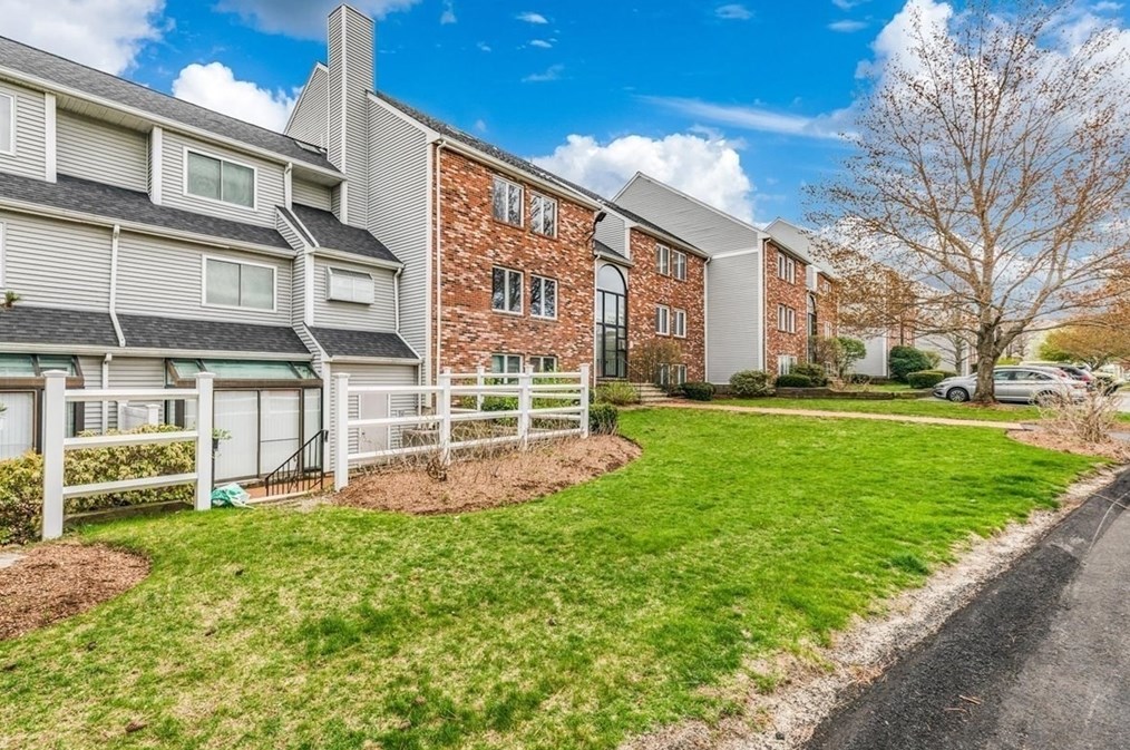 110 Burkhall St #d, Weymouth, MA 02190