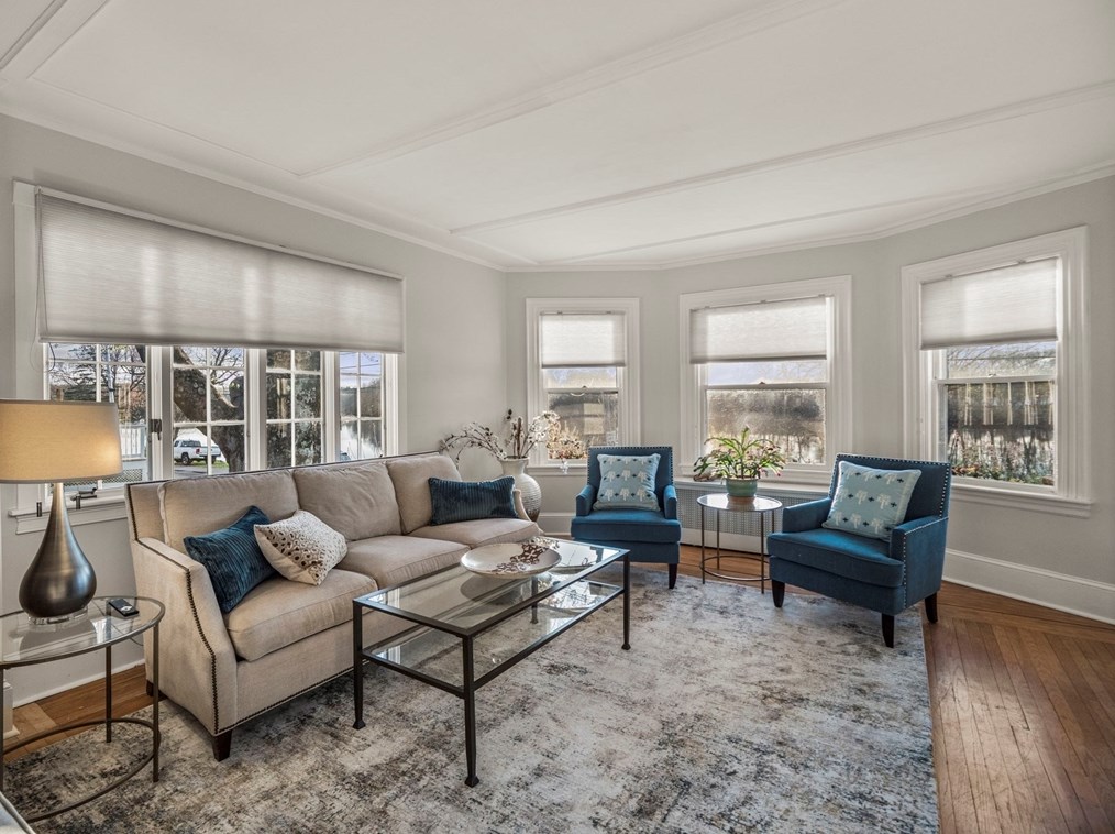 348 Main St, Groveland MA  01834-1111 exterior