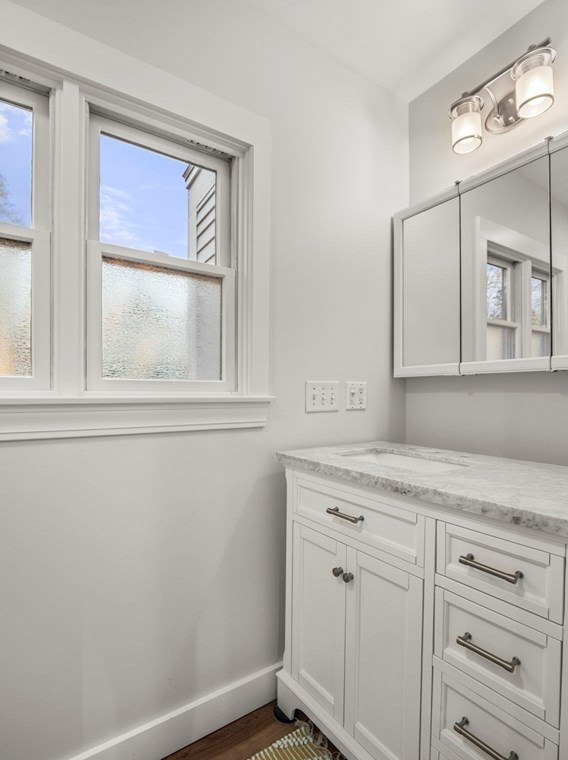 348 Main St, Groveland MA  01834-1111 exterior