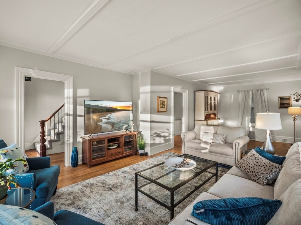 348 Main St, Groveland MA  01834-1111 exterior