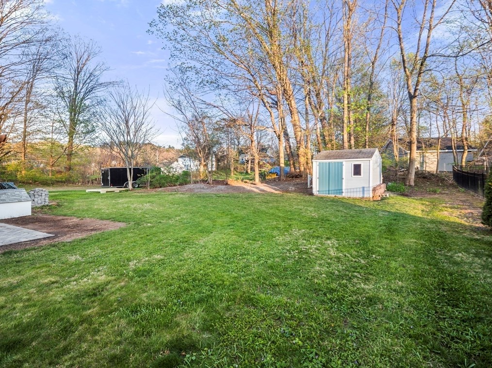 348 Main St, Groveland MA  01834-1111 exterior