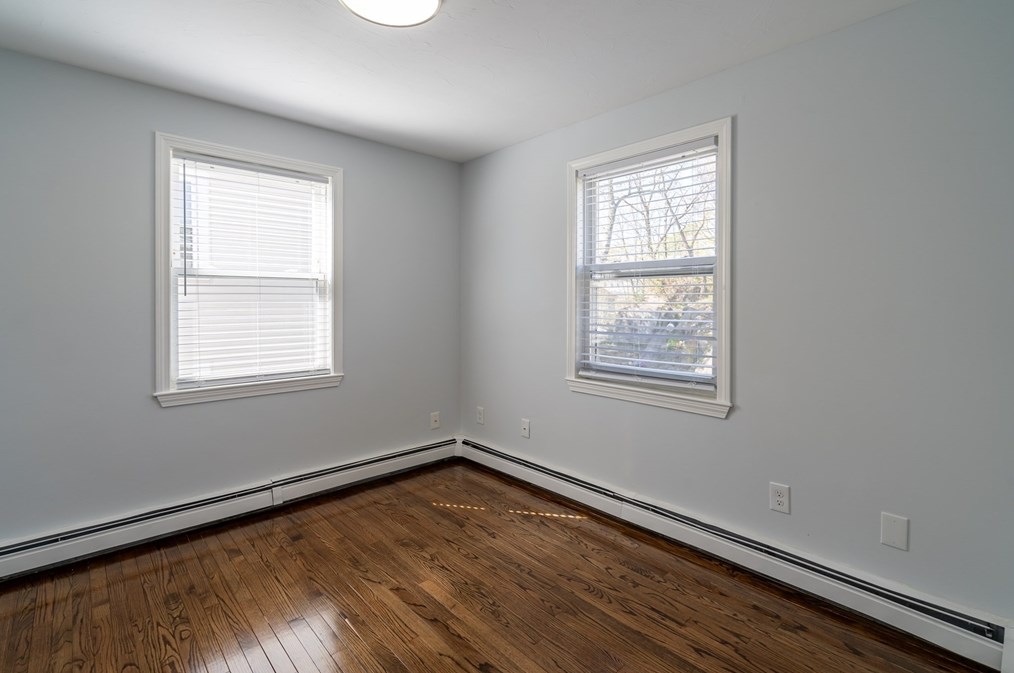 345 Granite St, Quincy MA 02169-4940 exterior