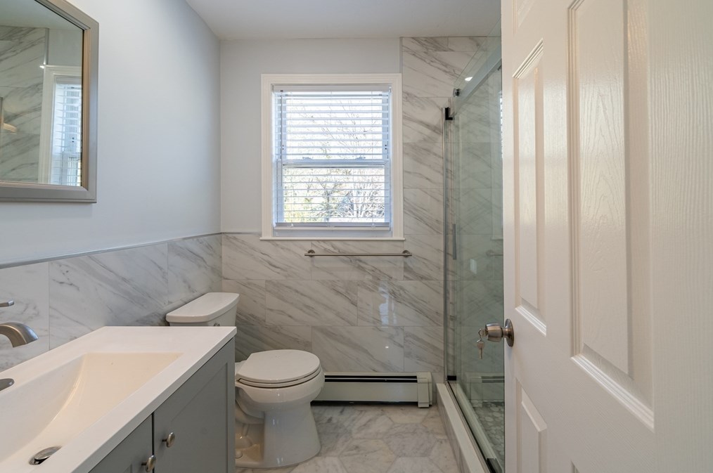 345 Granite St, Quincy MA 02169-4940 exterior