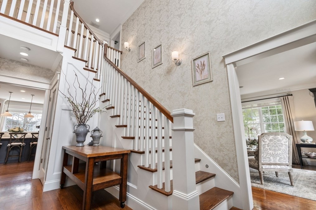 40 Harwich Rd, Roxbury-Xing, MA 02467 exterior