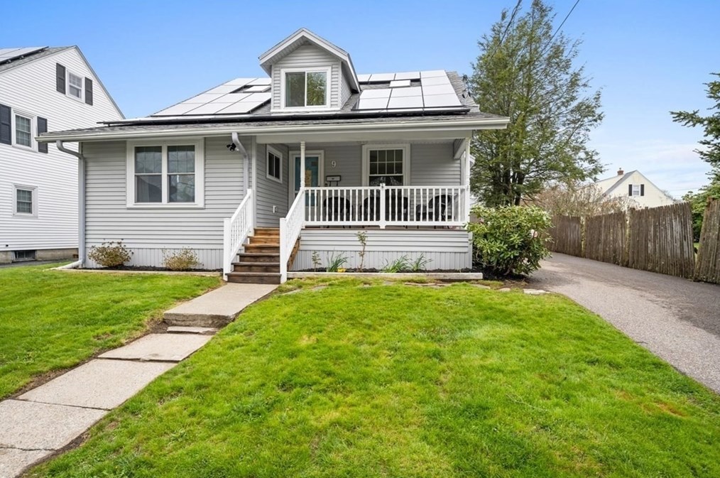9 Homer Wheaton St, Worcester, MA 01605