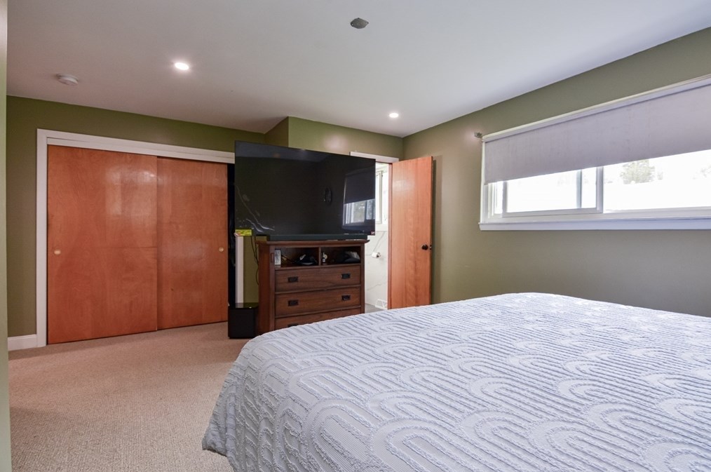 35 Worcester St, Methuen MA  01844-3257 exterior