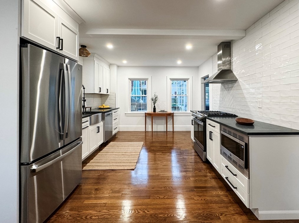 131 Damon Rd, Medford, MA 02155-2413