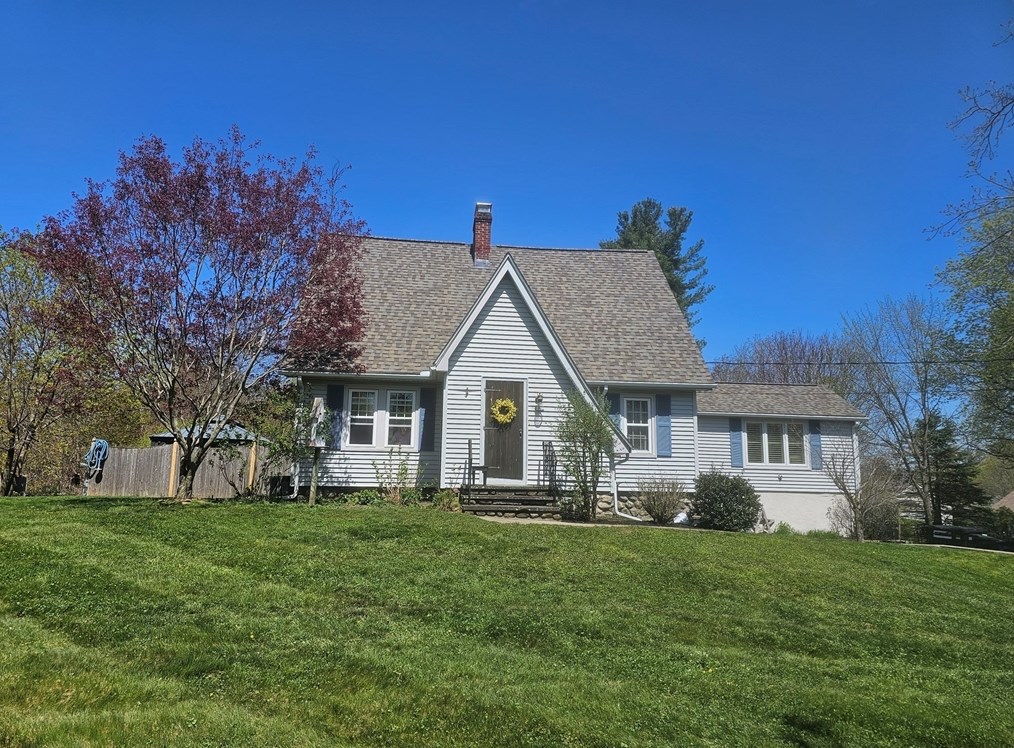 532 Shrewsbury St, Holden, MA 01520