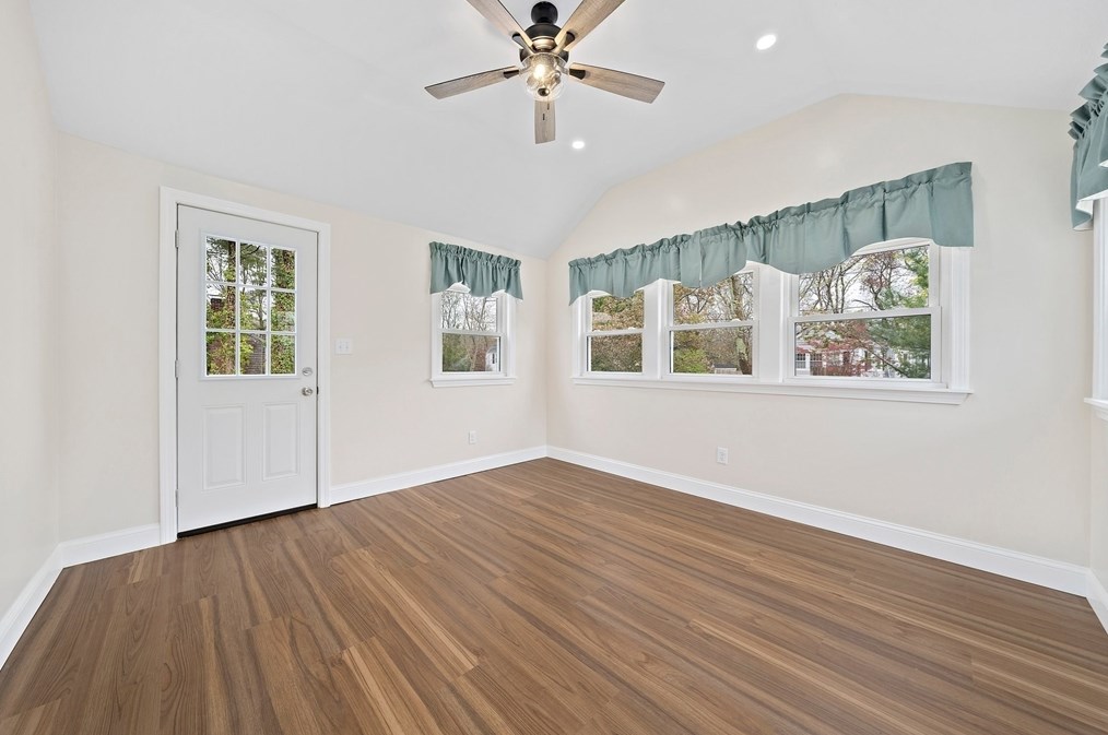 24 Leslie Ave, Weymouth MA  02188-3410 exterior