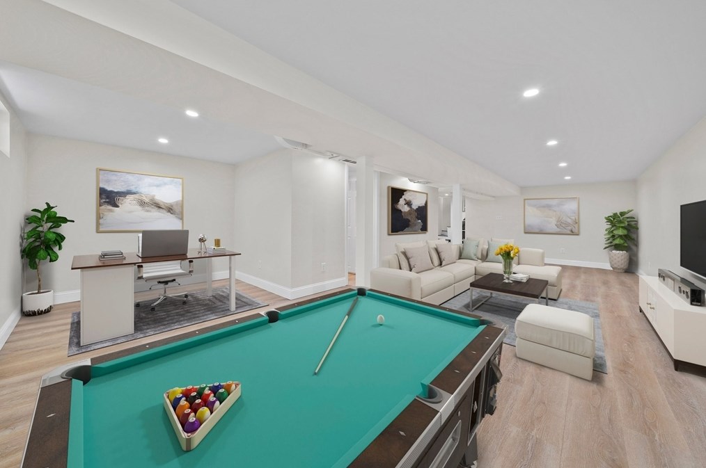 24 Leslie Ave, Weymouth MA  02188-3410 exterior