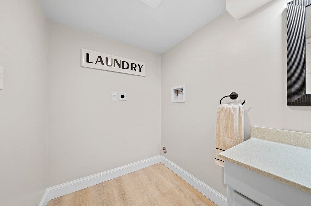 24 Leslie Ave, Weymouth MA  02188-3410 exterior