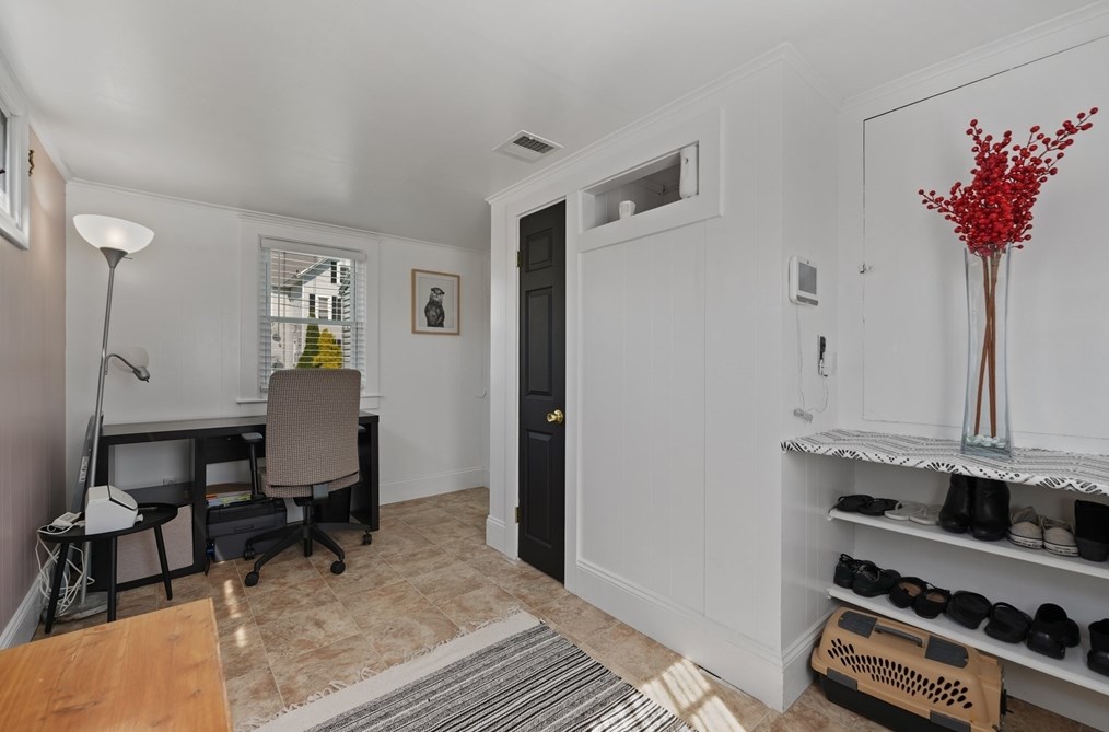 14 Maple St, Taunton MA  02780-3022 exterior