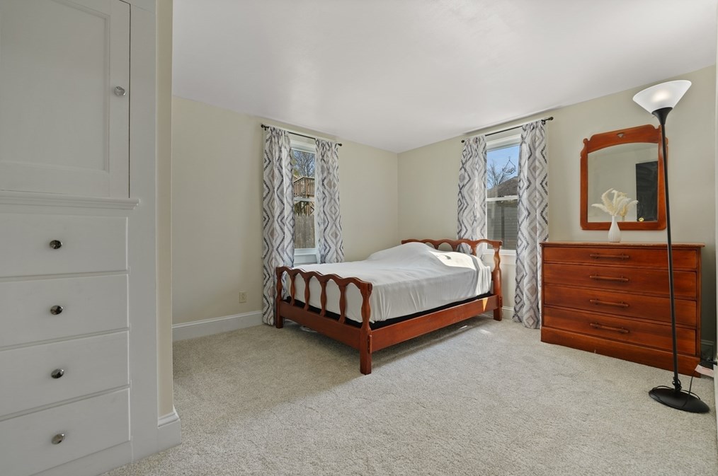 14 Maple St, Taunton MA  02780-3022 exterior