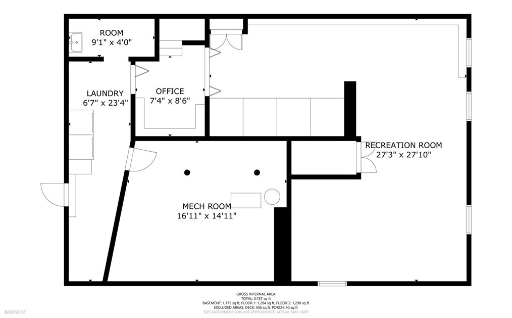 84 Side Pkwy, Newton MA 02458-1816 exterior