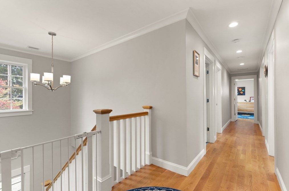 15 Kinsman Pl, Natick MA  01760-2732 exterior