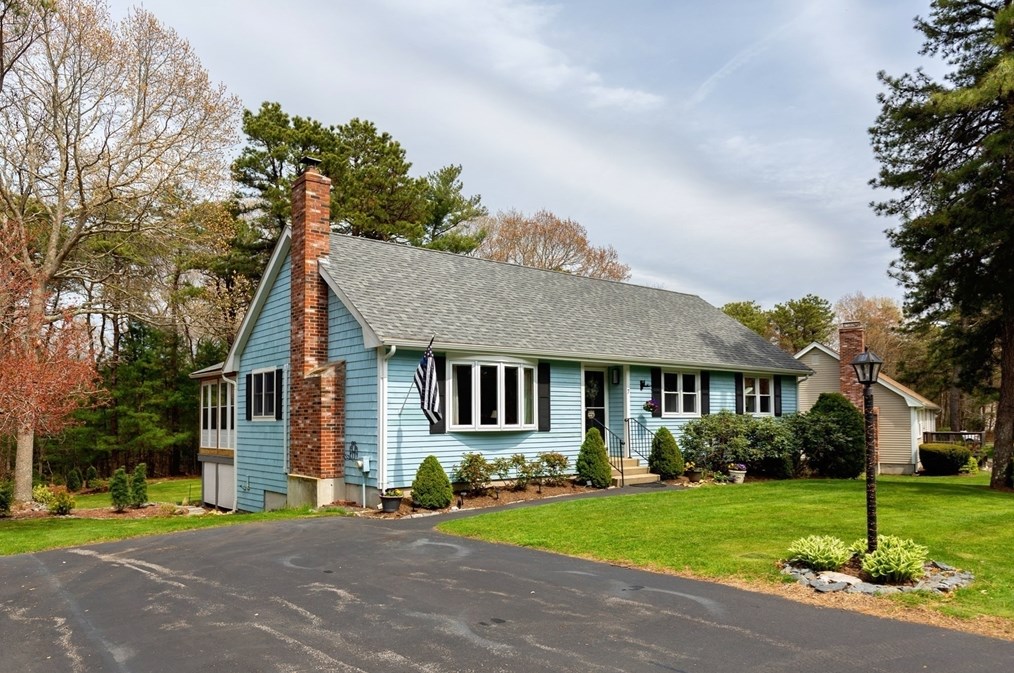 7 Grabau Dr, Plymouth, MA 02360 exterior