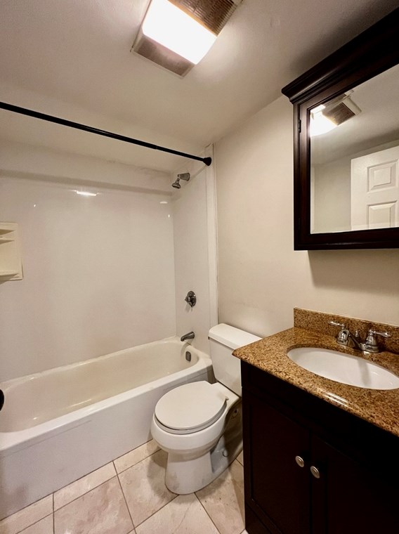 390 Riverway, Boston MA exterior