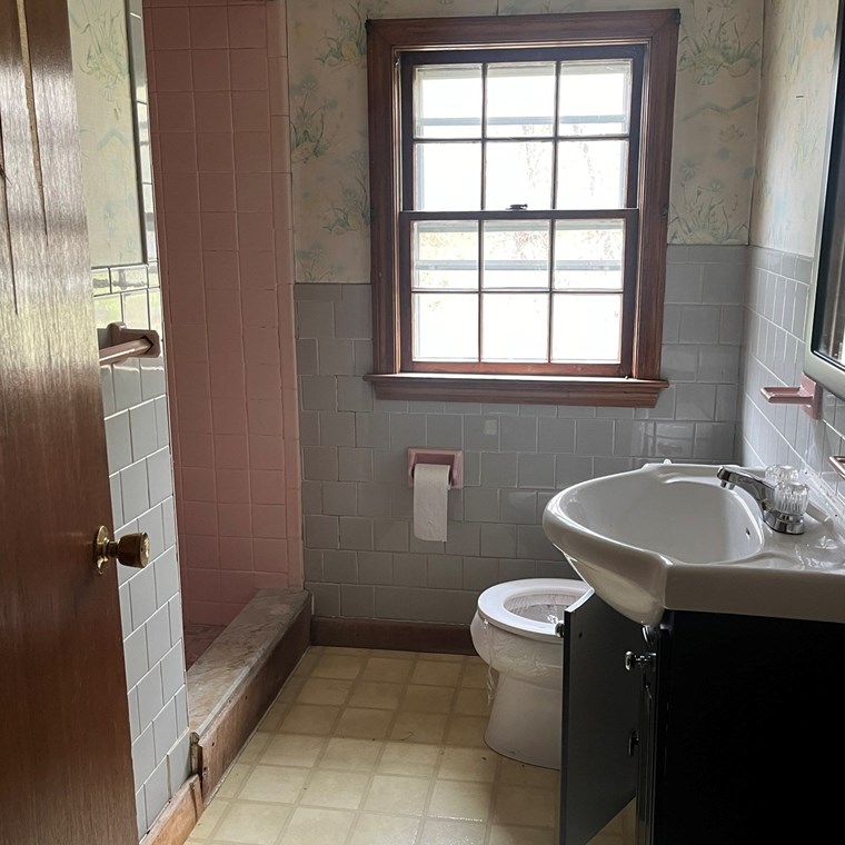 713 Webster St, Marshfield MA  02050-4954 exterior