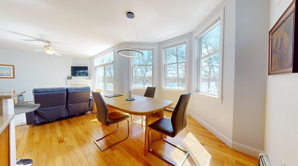 55 Horseshoe Bnd Way, Mashpee MA 02649-4310 exterior