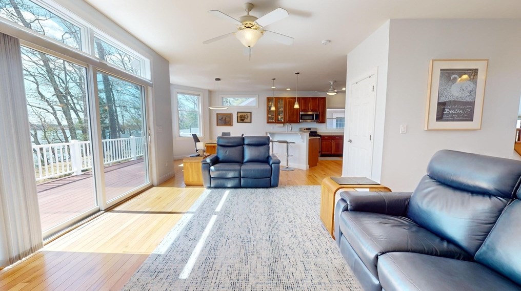 55 Horseshoe Bnd Way, Mashpee MA 02649-4310 exterior