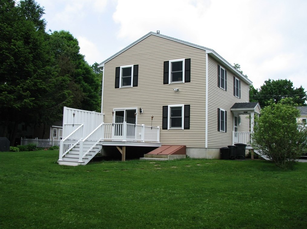20 Congress St, Amesbury, MA 01913