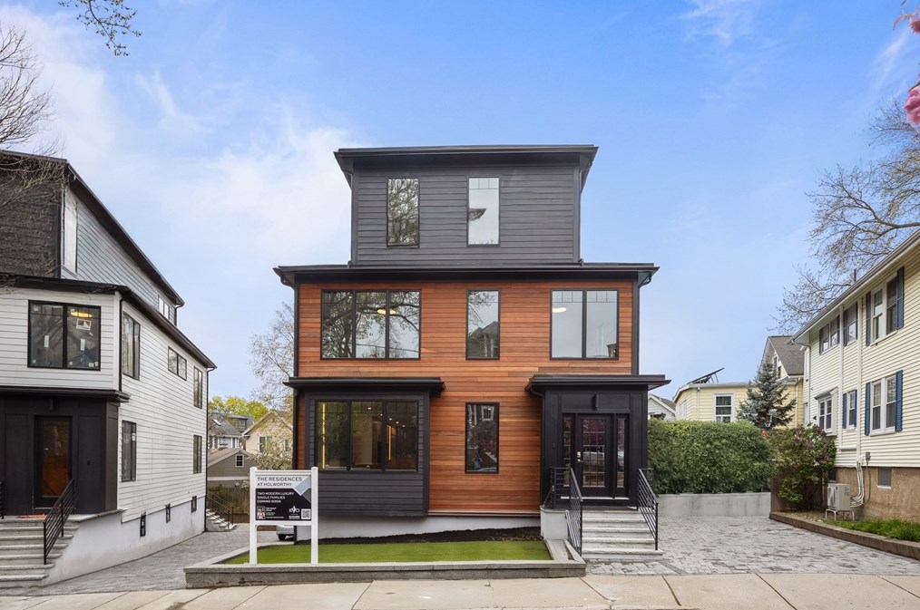 186 Holworthy St, Cambridge MA  02138-4508 exterior