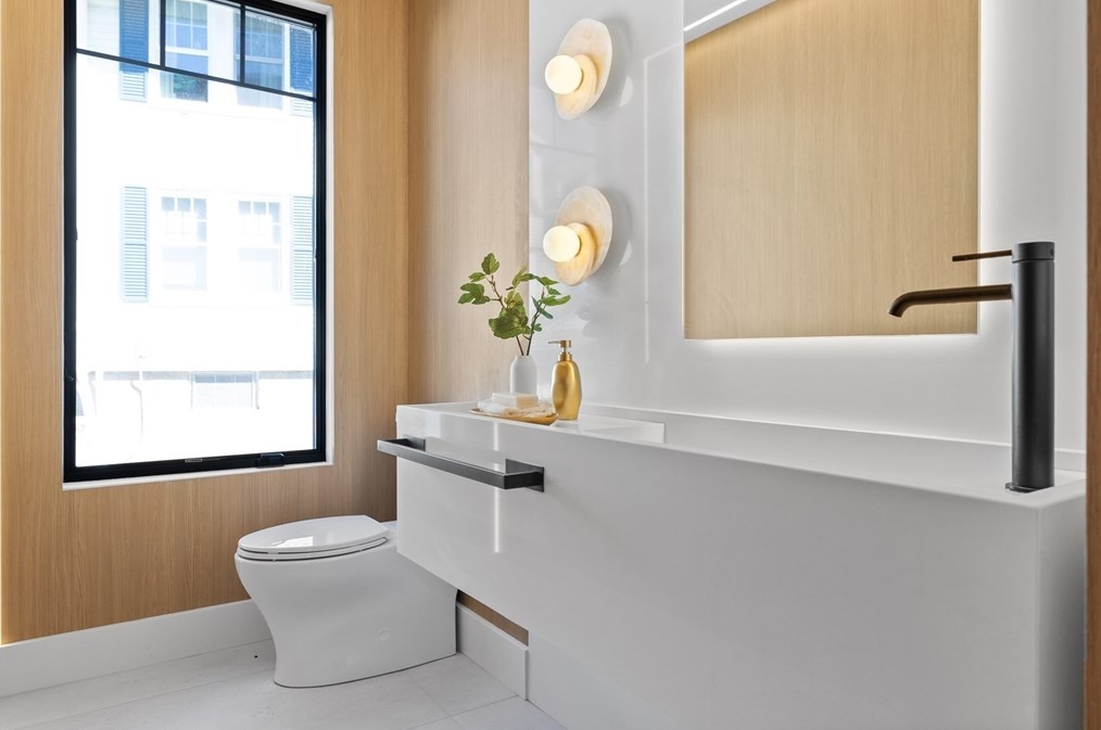 186 Holworthy St, Cambridge MA  02138-4508 exterior