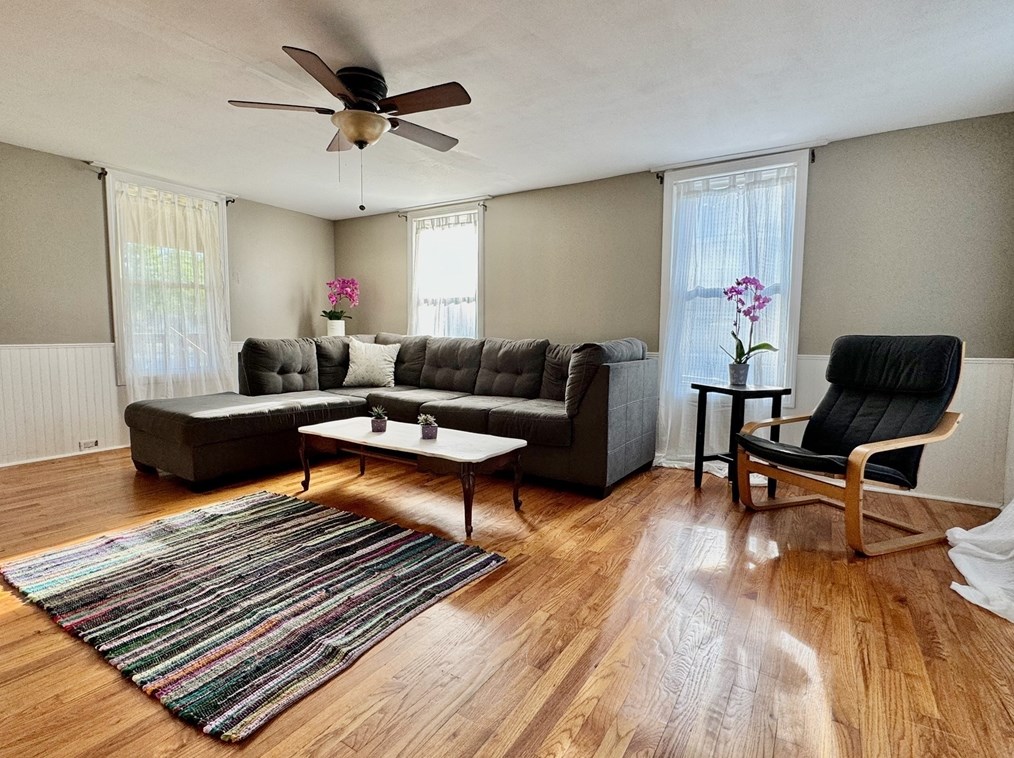 119 Shelburne Rd, Greenfield MA  01301-2107 exterior