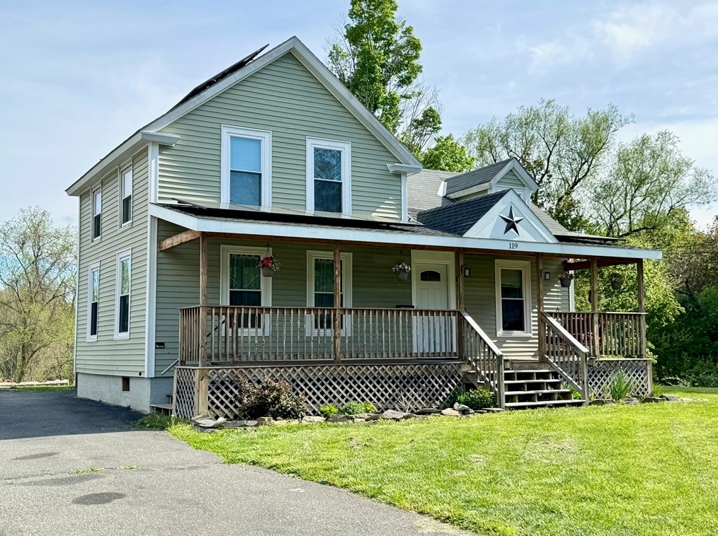 119 Shelburne Rd, Greenfield MA  01301-2107 exterior