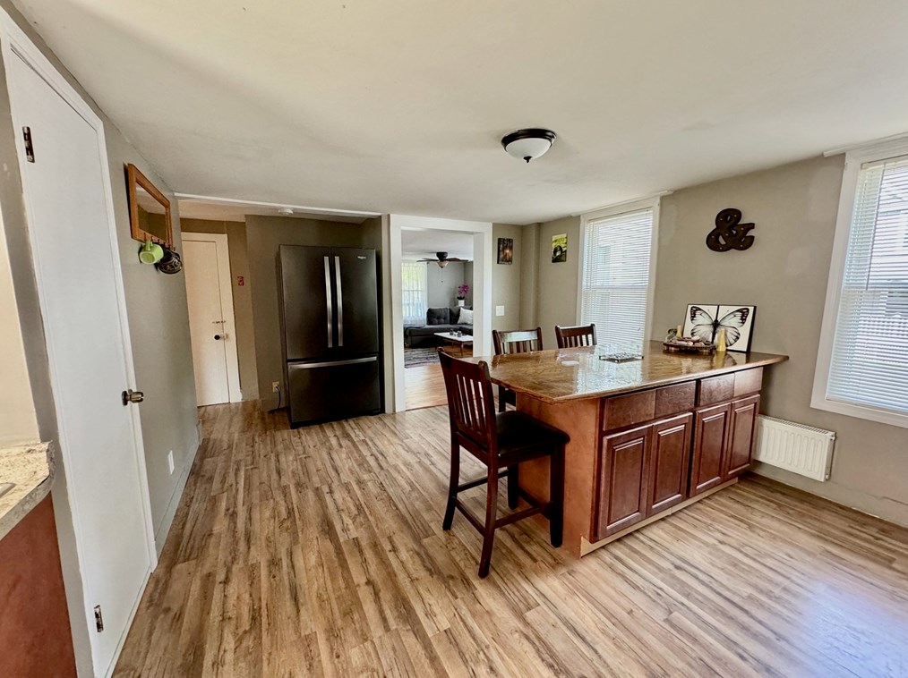 119 Shelburne Rd, Greenfield MA  01301-2107 exterior