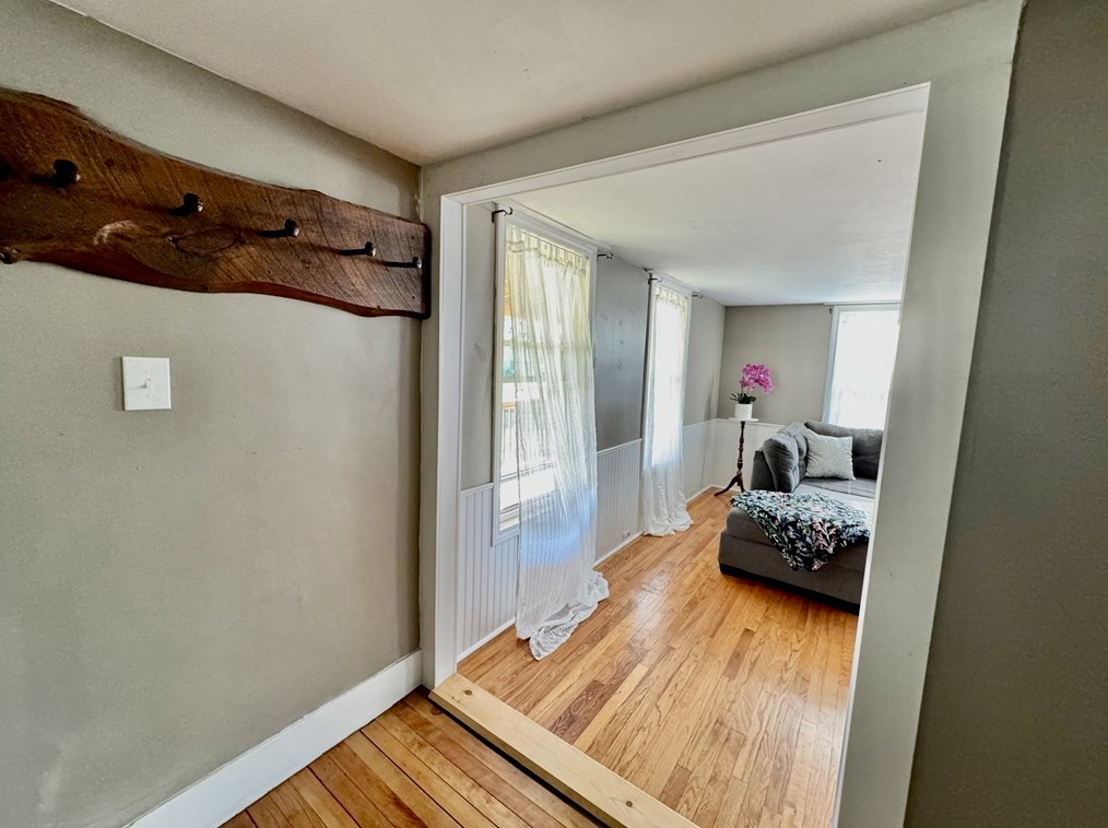 119 Shelburne Rd, Greenfield MA  01301-2107 exterior