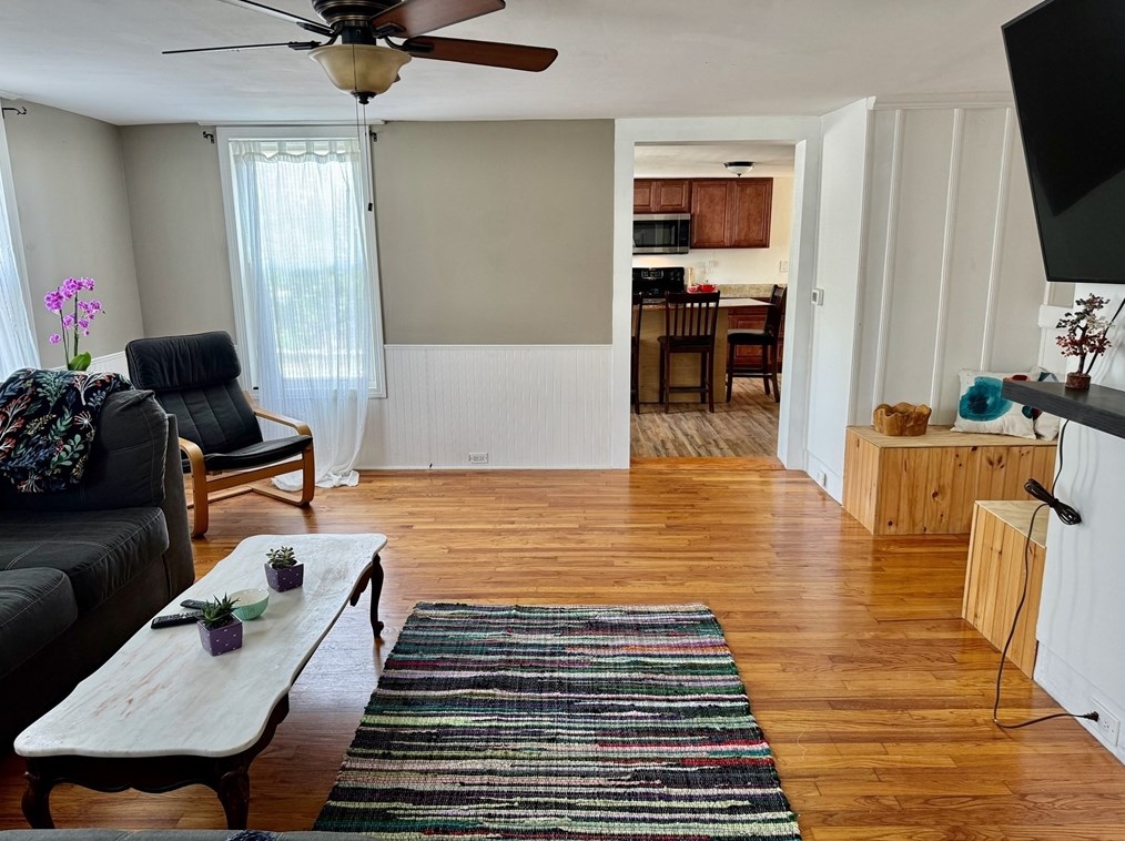 119 Shelburne Rd, Greenfield MA  01301-2107 exterior