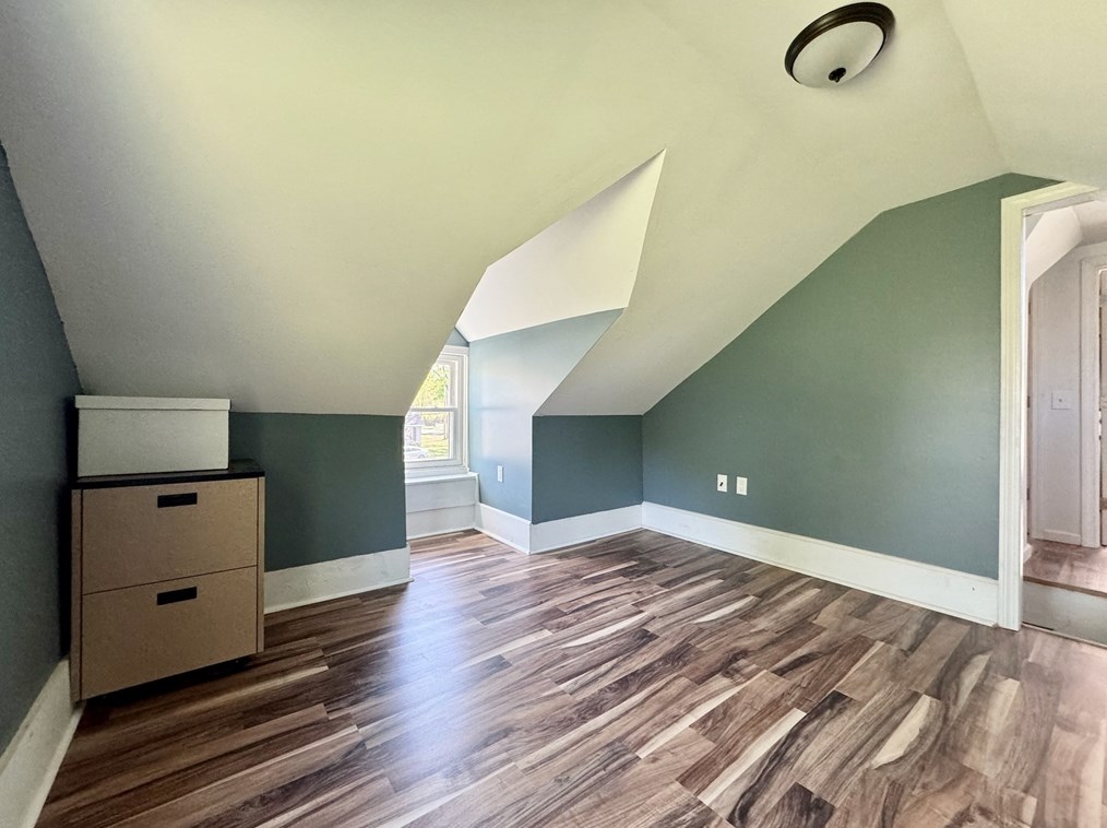 119 Shelburne Rd, Greenfield MA  01301-2107 exterior