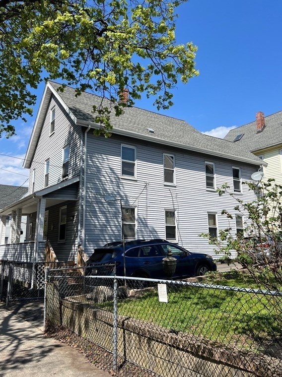 64 Green St, Malden, MA 02148